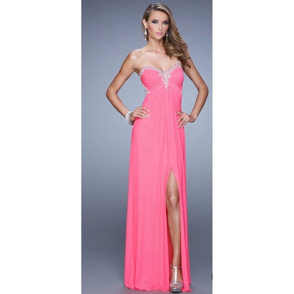 La Femme Strapless  Flamingo Pink Formal NWT Size 6